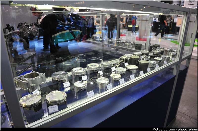 divers_049_salon_de_milan_eicma_2012