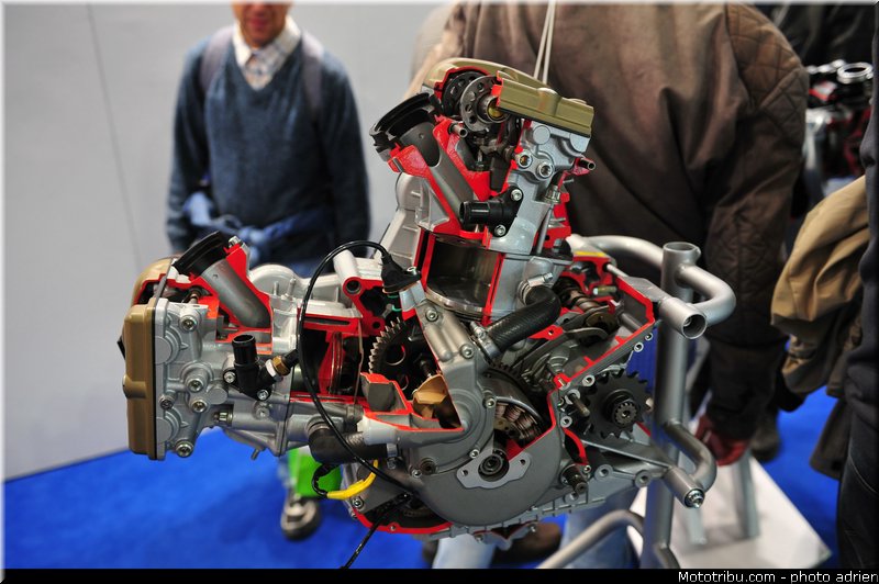 divers_051_salon_de_milan_eicma_2012