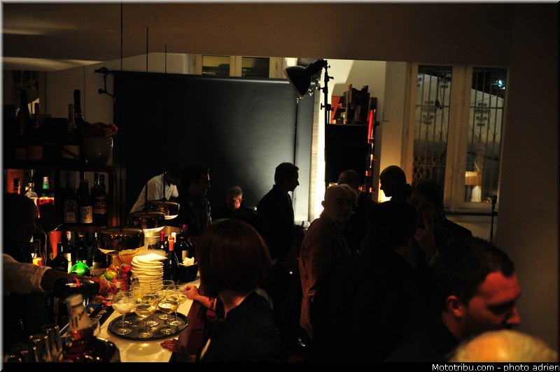 metzeler_006_salon_de_milan_eicma_2012