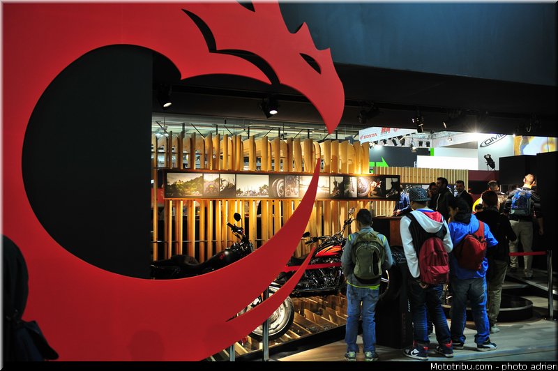 pirelli_002_salon_de_milan_eicma_2012