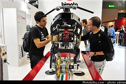 bimota_001_salon_de_milan_eicma_2012.jpg