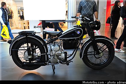 bmw_001_salon_de_milan_eicma_2012.jpg