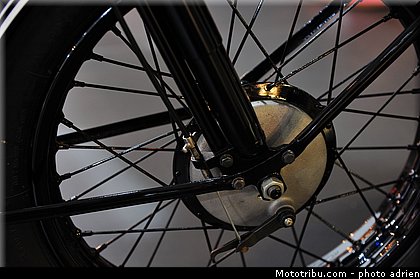bmw_003_salon_de_milan_eicma_2012.jpg
