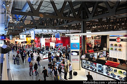 divers_002_salon_de_milan_eicma_2012.jpg