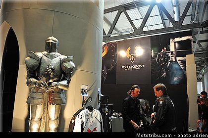 divers_008_salon_de_milan_eicma_2012.jpg