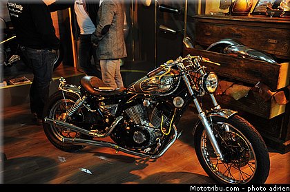 divers_042_salon_de_milan_eicma_2012.jpg