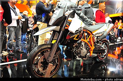 ktm_004_salon_de_milan_eicma_2012.jpg
