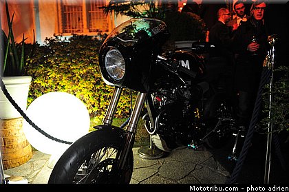 metzeler_007_salon_de_milan_eicma_2012.jpg