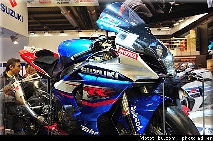 suzuki_001_salon_de_milan_eicma_2012.jpg