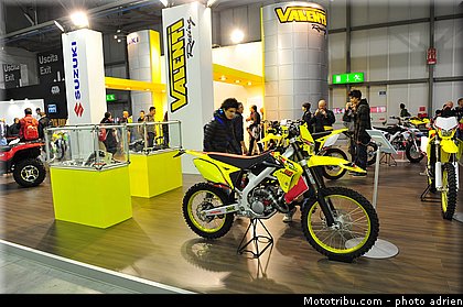 suzuki_010_salon_de_milan_eicma_2012.jpg