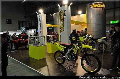 suzuki_011_salon_de_milan_eicma_2012.jpg