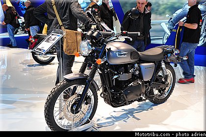 triumph_001_salon_de_milan_eicma_2012.jpg
