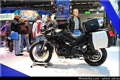 triumph_008_salon_de_milan_eicma_2012.jpg