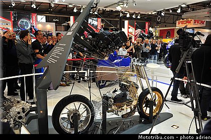 yamaha_005_salon_de_milan_eicma_2012.jpg