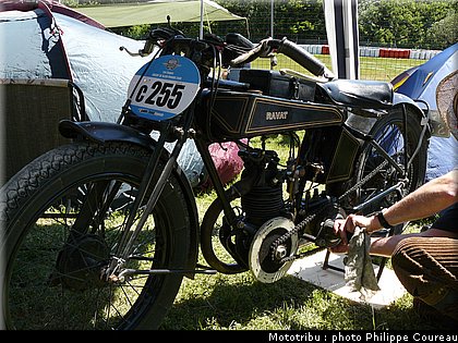 coupe_moto_legende2009_150.JPG