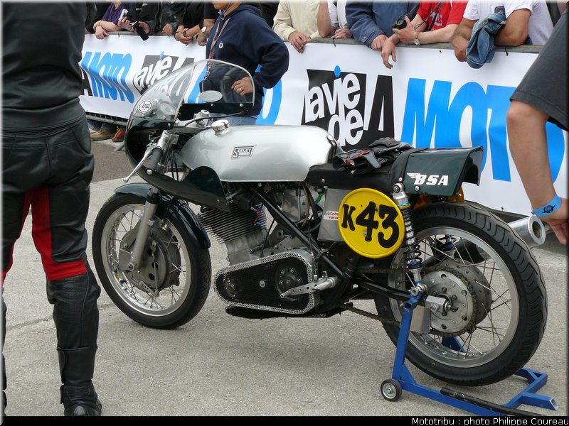 coupes_moto_legende_2010_0311