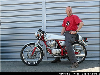 coupes_moto_legende_2010_0101.JPG