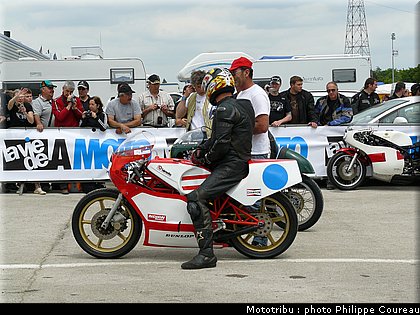 coupes_moto_legende_2010_0206.JPG