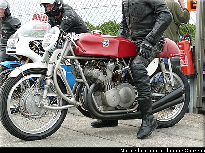 coupes_moto_legende_2010_0224.JPG