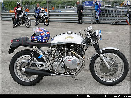 coupes_moto_legende_2010_0273.JPG