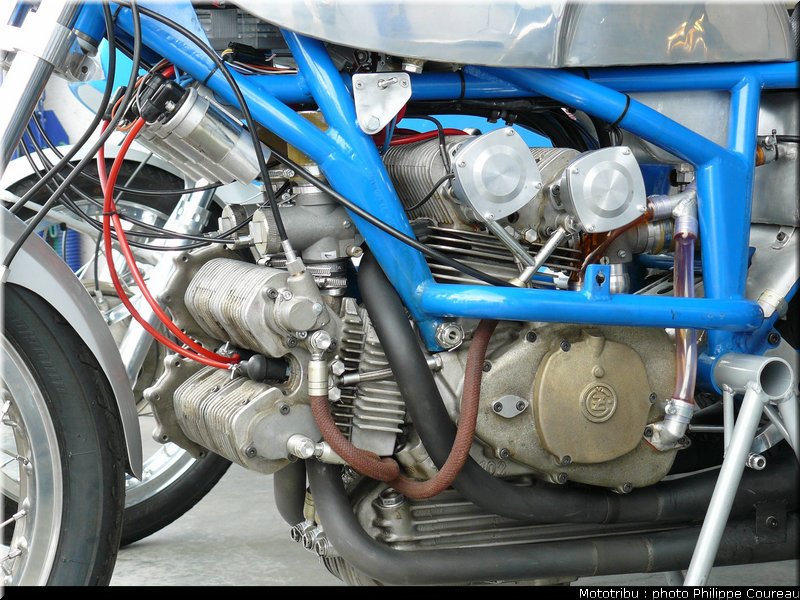 coupes_moto_legende_2011_0114