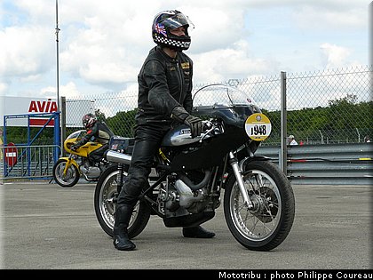 coupes_moto_legende_2011_0075.jpg