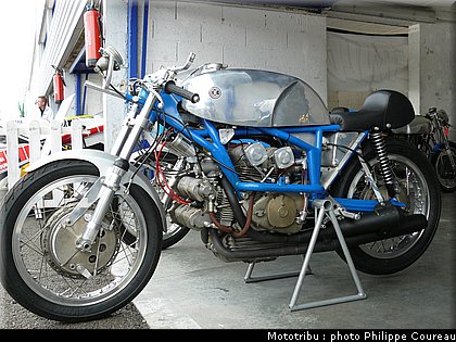 coupes_moto_legende_2011_0113.jpg