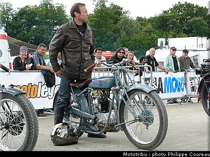 coupes_moto_legende_2011_0153.jpg