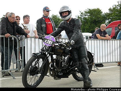 coupes_moto_legende_2011_0167.jpg