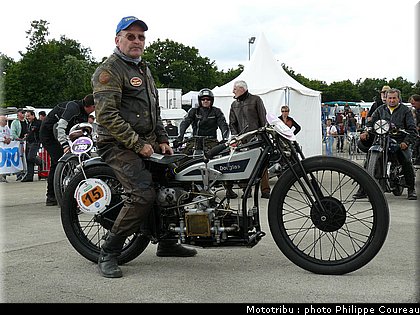 coupes_moto_legende_2011_0171.jpg