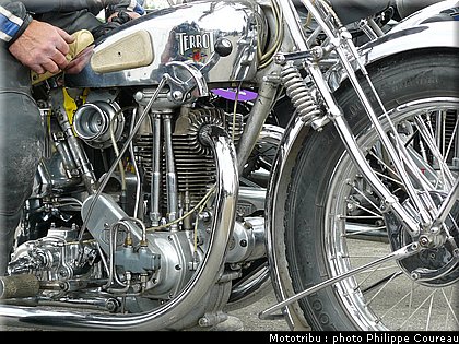 coupes_moto_legende_2011_0181.jpg