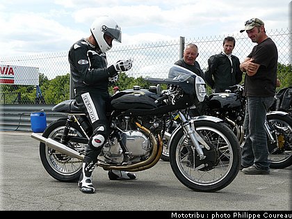 coupes_moto_legende_2011_0257.jpg
