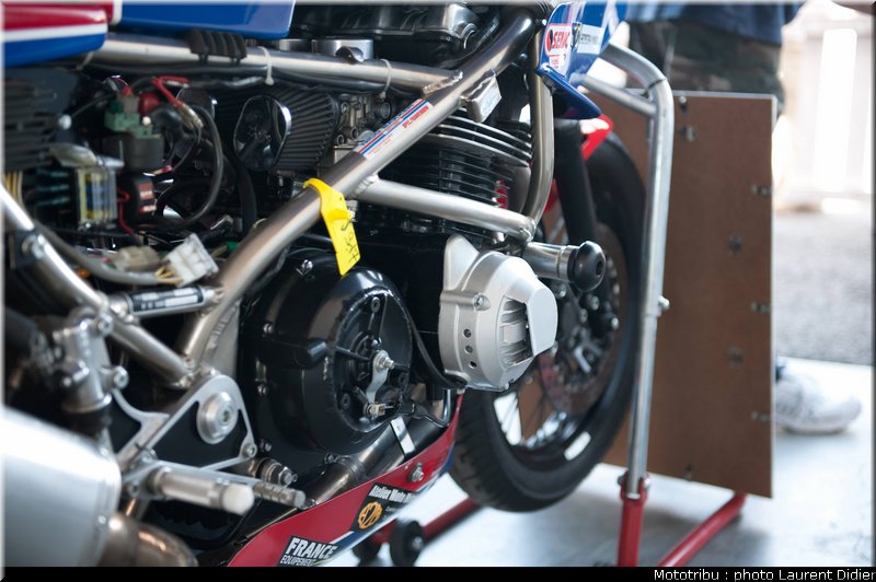 coupes_moto_legende_2011_paddock_0066