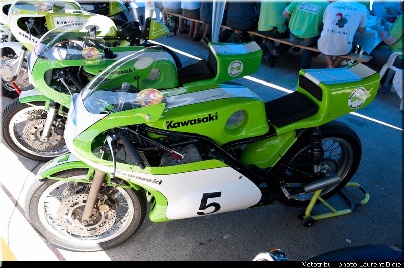 coupes_moto_legende_2011_paddock_0079