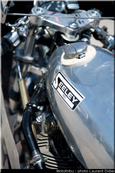 coupes_moto_legende_2011_paddock_0112