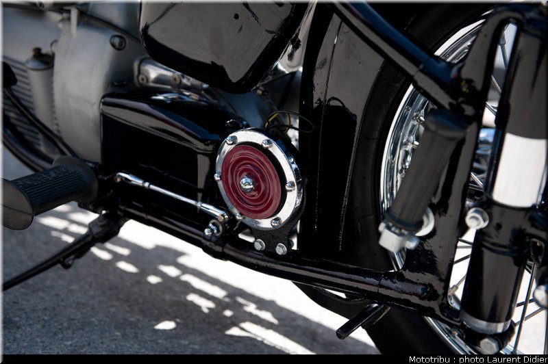 coupes_moto_legende_2011_paddock_0123
