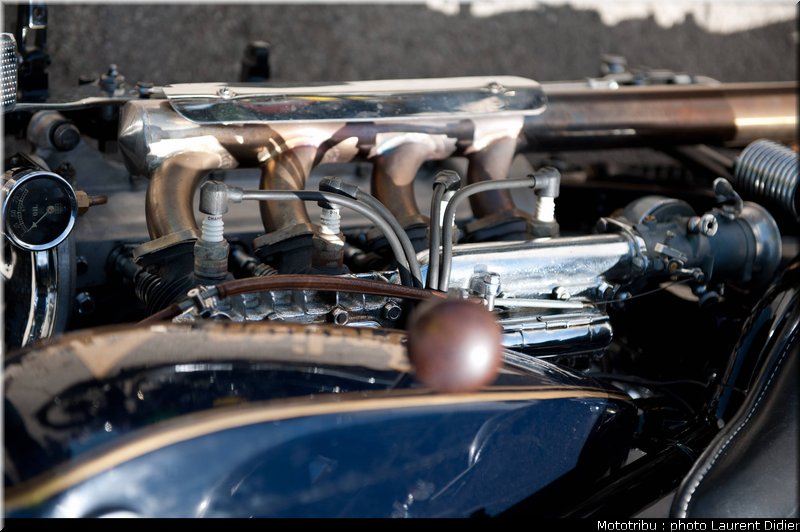 coupes_moto_legende_2011_paddock_0131