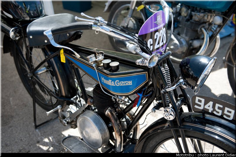 coupes_moto_legende_2011_paddock_0142