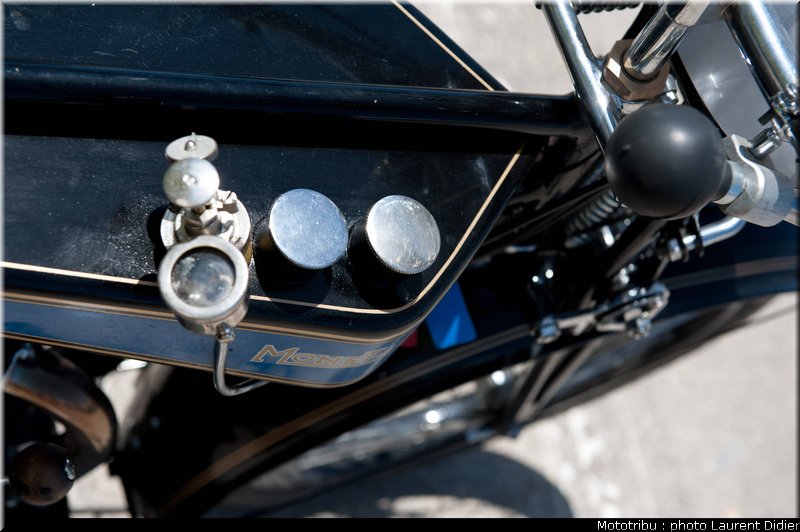 coupes_moto_legende_2011_paddock_0143