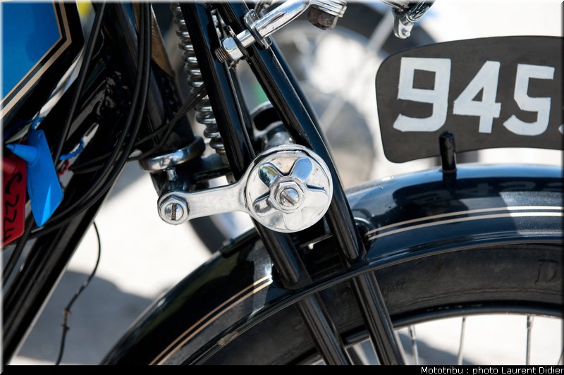 coupes_moto_legende_2011_paddock_0144