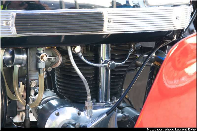 coupes_moto_legende_2011_paddock_0152