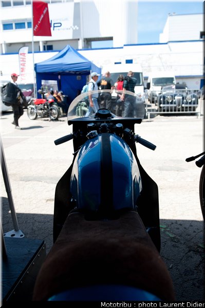 coupes_moto_legende_2011_paddock_0155