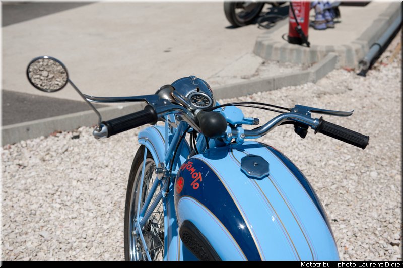 coupes_moto_legende_2011_paddock_0161
