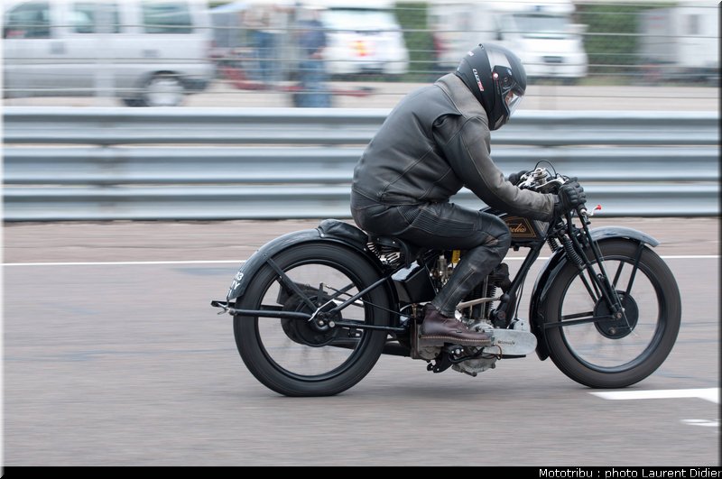 coupes_moto_legende_2011_piste_0045
