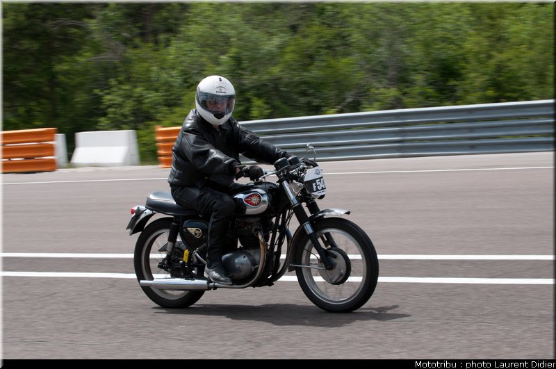 coupes_moto_legende_2011_piste_0076