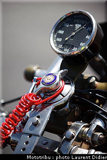 coupes_moto_legende_2011_paddock_0042.jpg