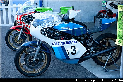 coupes_moto_legende_2011_paddock_0046.jpg