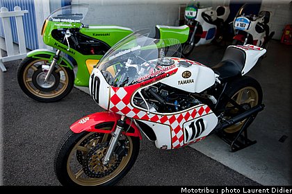 coupes_moto_legende_2011_paddock_0050.jpg