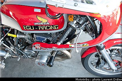 coupes_moto_legende_2011_paddock_0069.jpg