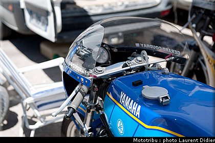 coupes_moto_legende_2011_paddock_0092.jpg